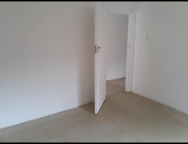 2 BEDROOM PROPERTY TO RENT IN OVERPORT